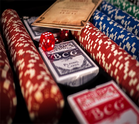 Trận Đấu Quyết Định Trên Sông Bài Texas Hold'em: Chiến Lược Và Kỹ Năng Chi Tiết